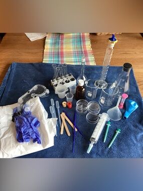 Science Laboratory Kit - 41 Pieces - For Beginners (Set #3)